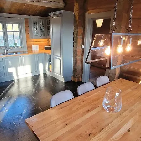 Dom wakacyjny Solberglia 364 - Private Hot Tub And Large Terrace Østby