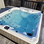 The Whole Beautiful With Jacuzzi A Luxurious Getaway In Solberglia Holiday home Ostby